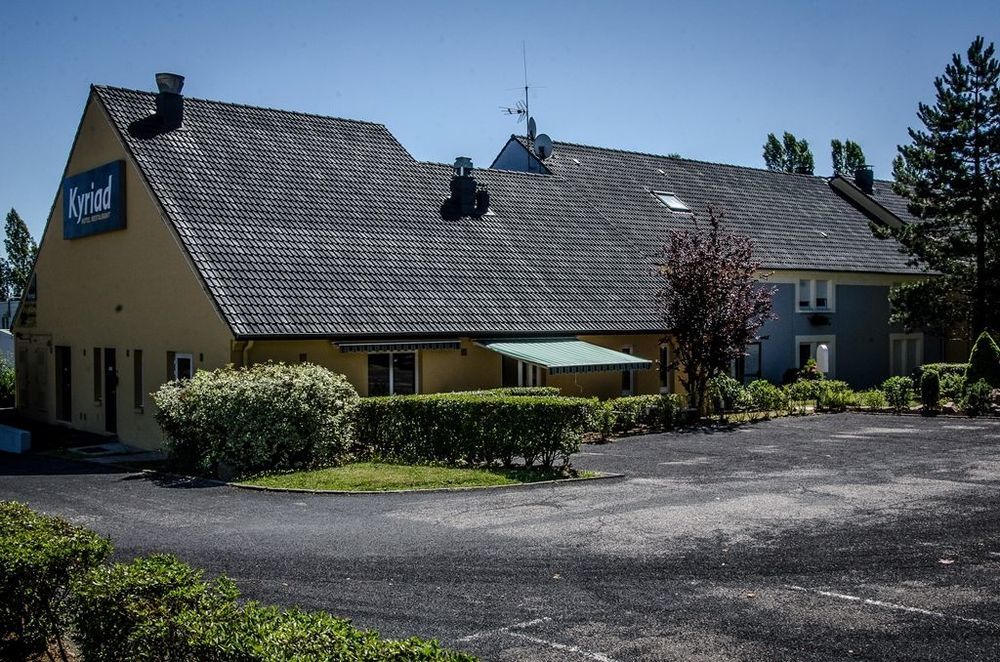 Kyriad Nancy Sud - Ludres Exteriör bild